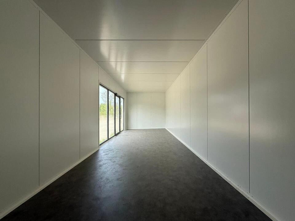 Realizace – Kancelářský kontejner 9x3 m