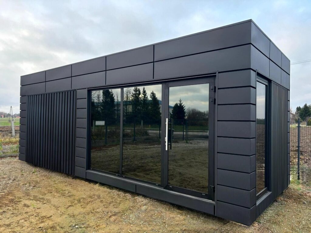 Realizace – Kancelářský kontejner 8x3 m